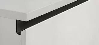 Hollow throat with diagonal handle